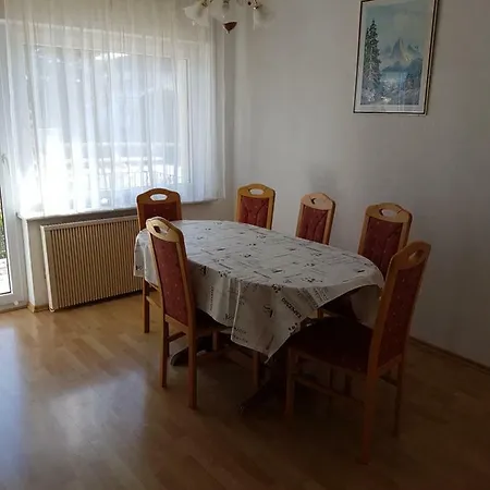 Apartment Schamne *